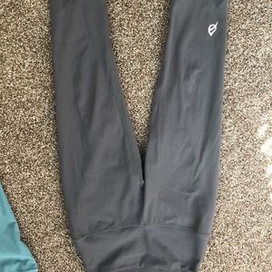 P’Tula Alianah II Sharkskin M